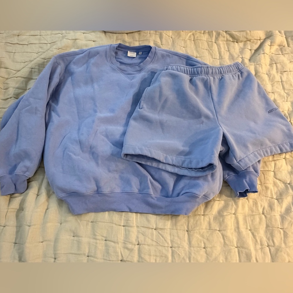 Aritzia Sweatfleece Crew and Shorts Set in Dayflower